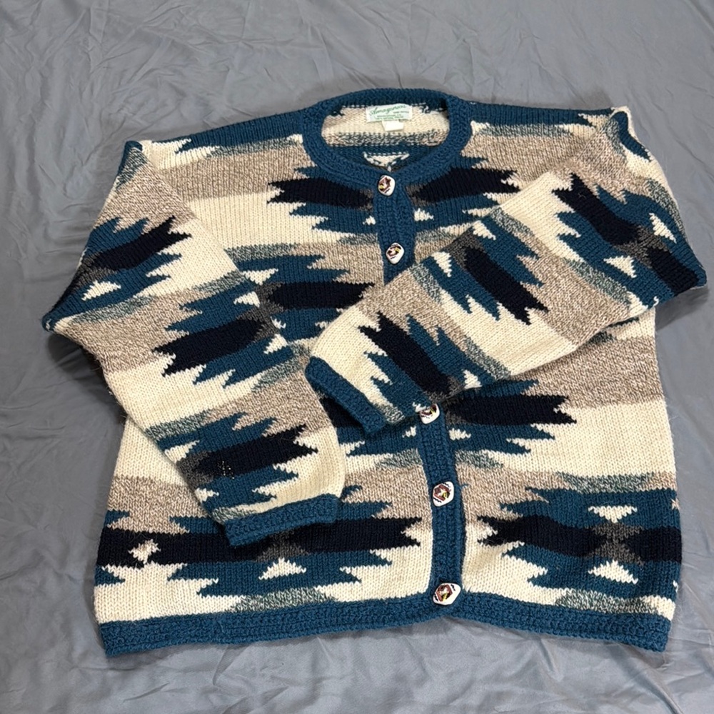 Women’ Teal and Cream hand-knit alpaca Sweater